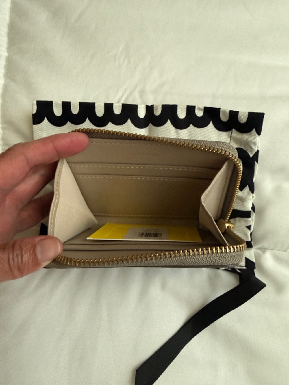 Marc Jacobs Black and Cement Leather Cardholders and wallet. - Picture 10 of 12
